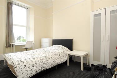 7 bed house, North Road East, North Hill, Plymouth, PL46AQ - Image 6